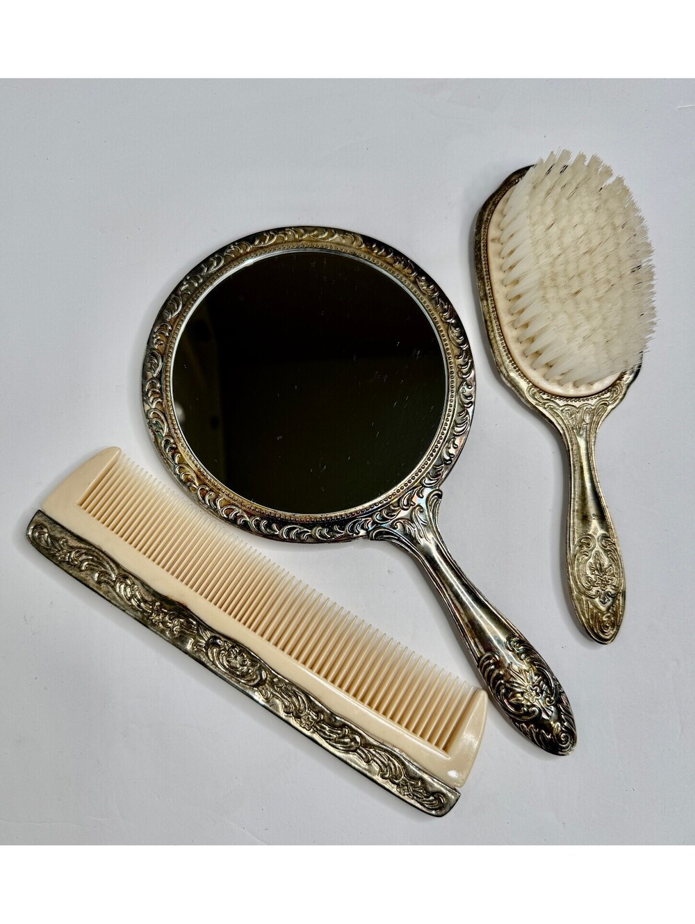 Vintage Ornate Silver Tone 3 Piece Vanity Set Hand Mirror Brush & Comb